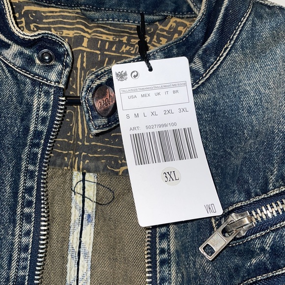 Veikeno jean jacket. Distressed denim. - Picture 2 of 4